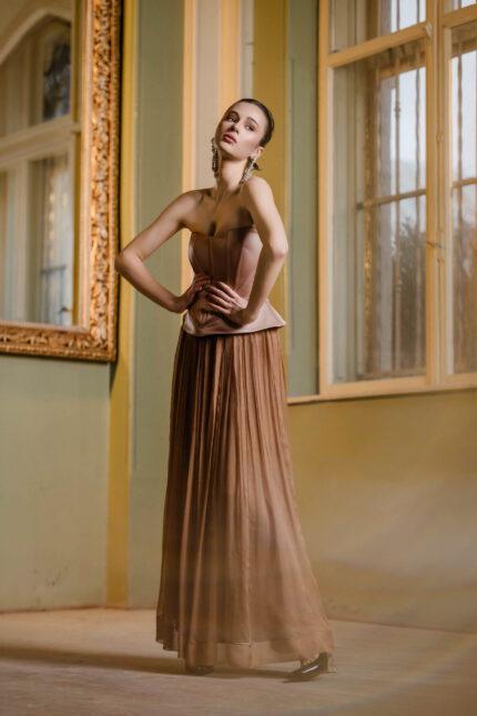 Ivy compleu fusta matase si corset tafta